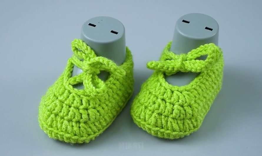 easily and simply crochet baby slippers