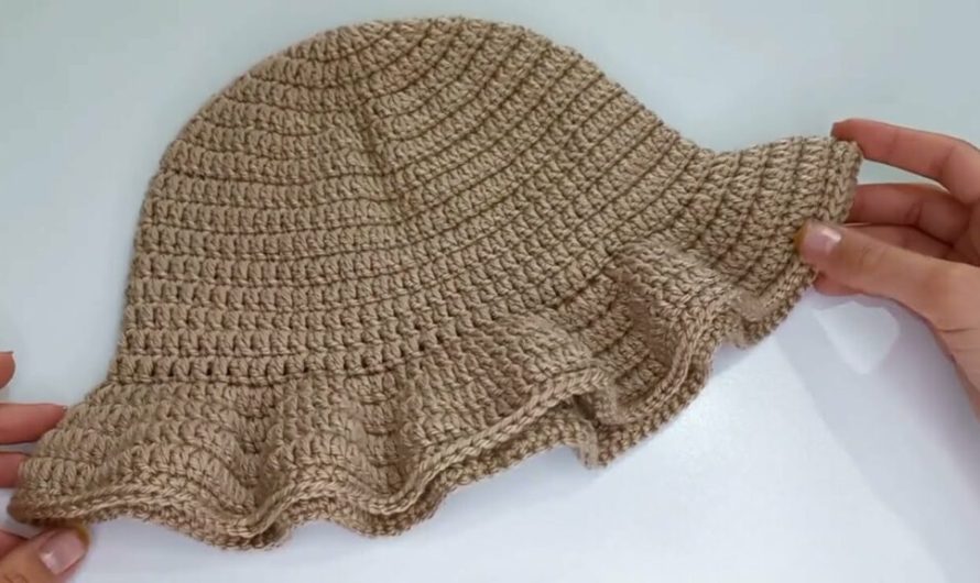 How to Crochet an Easy & Cute Bucket Hat