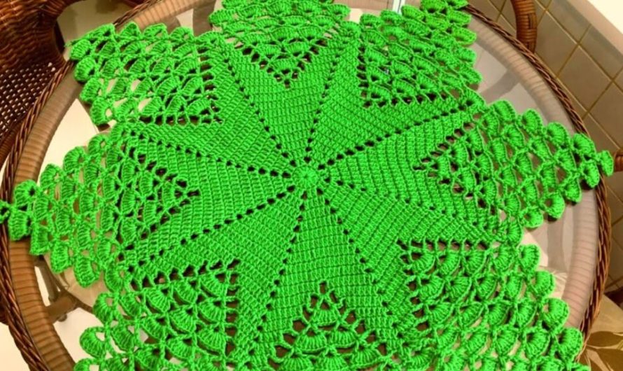 Crochet a Stunning Star-Shaped Doily/Table Mat: Free Pattern